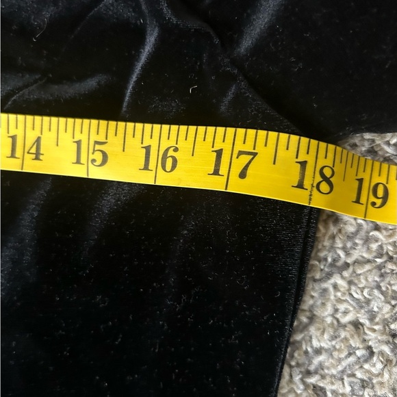 J. Steven’s by Carol Escritor true vintage black velvet jumpsuit size 6 - Picture 6 of 11